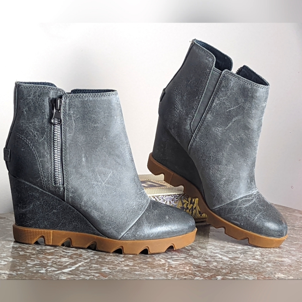 Sorel Wedge Booties with Zipper